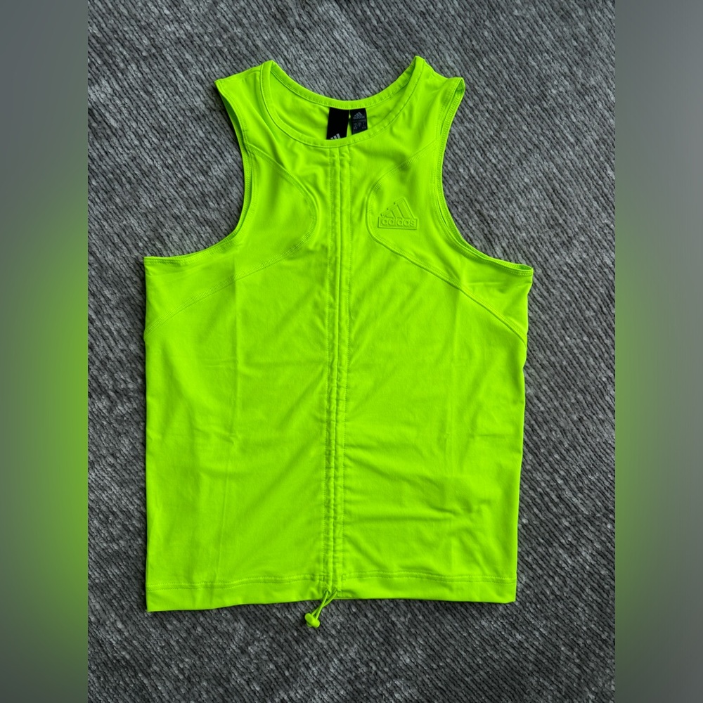 ADIDAS Women’s SportWear City Escape Sleeveless Tee Green Size Small